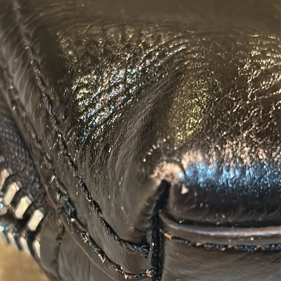 EUC Vtg HOBO International Polished Black Leather Mini Handbag - RARE FIND - Picture 8 of 16